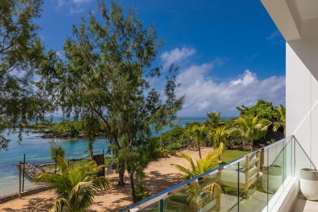 Oceanfront 3Br And 3Ba Apartment With Beach Access Grande Gaube Exterior foto